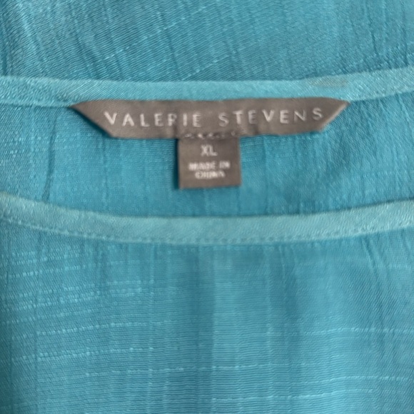 Sky Blue Blouse by Valerie Stevens with Lace Detail on Sleeves & Waist - Size XL - Picture 9 of 10